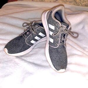 Adidas Cloudfoam Sneakers Great condition